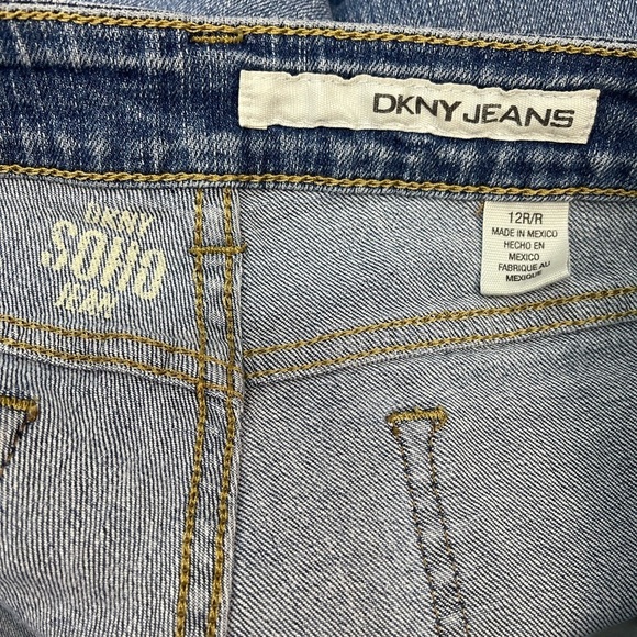 DKNY Jeans soho denim bootcut cotton spandex blue jeans women’s size 12R - Picture 8 of 14